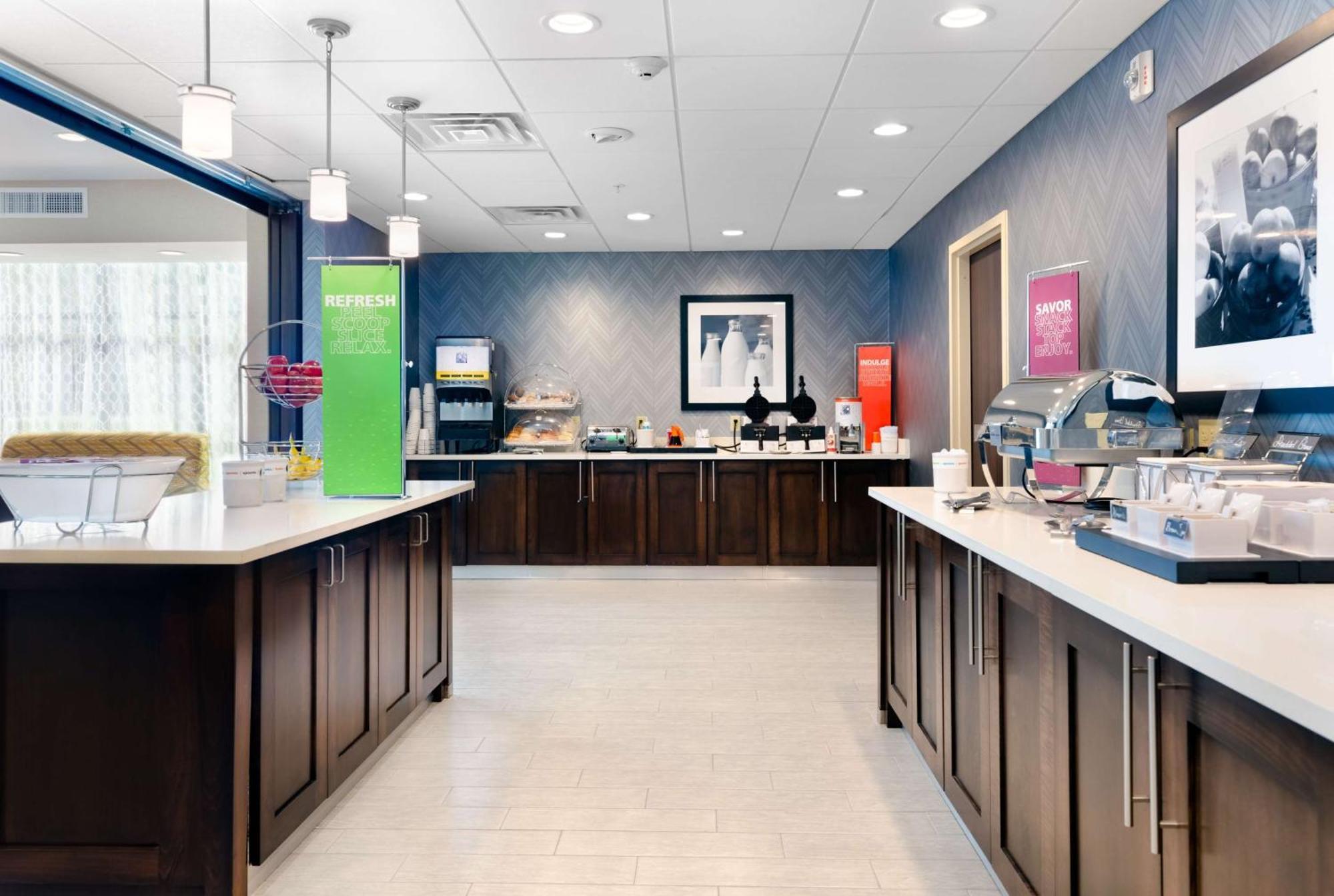 Hampton Inn ווטומפקה מראה חיצוני תמונה