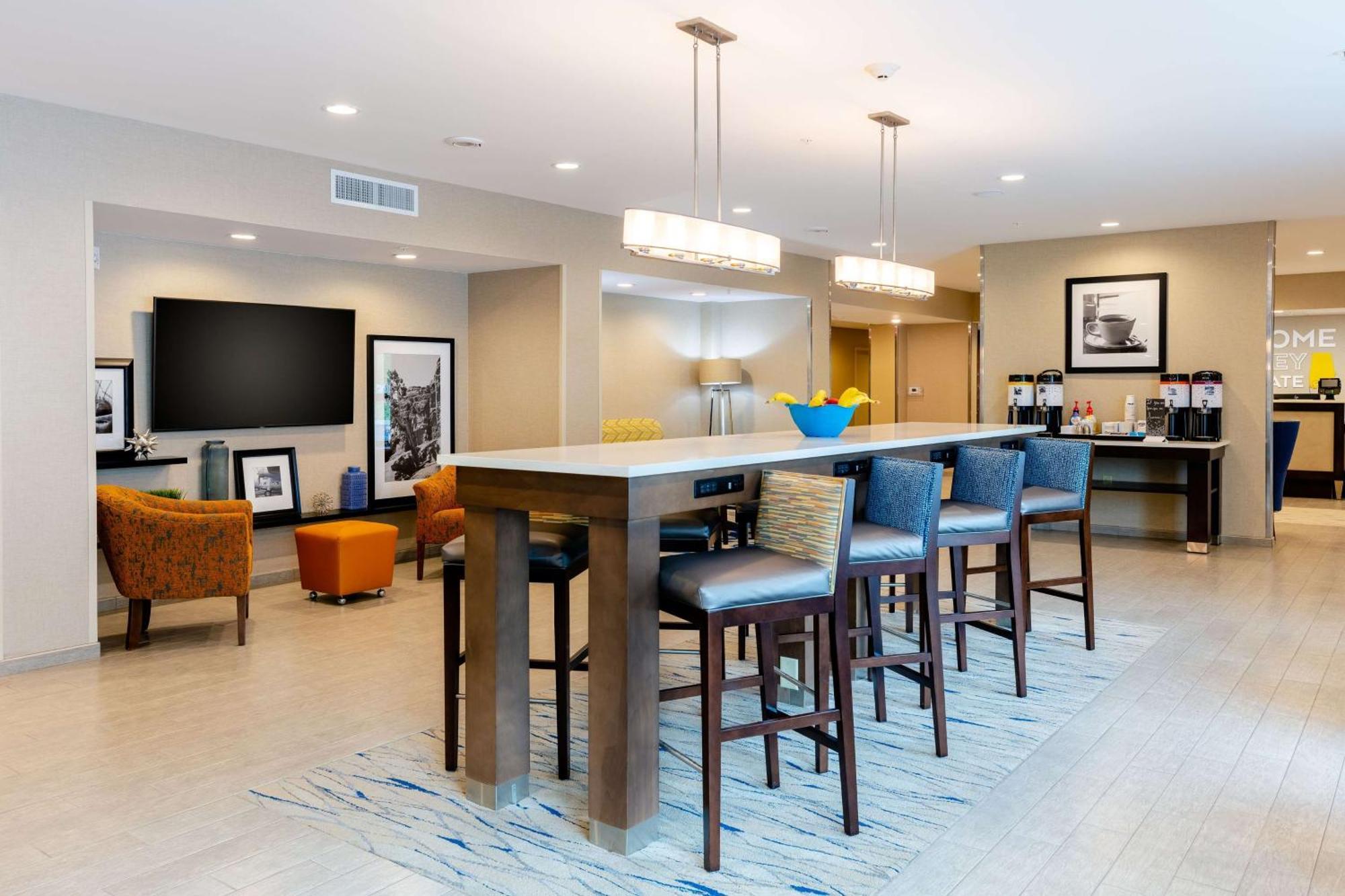 Hampton Inn ווטומפקה מראה חיצוני תמונה