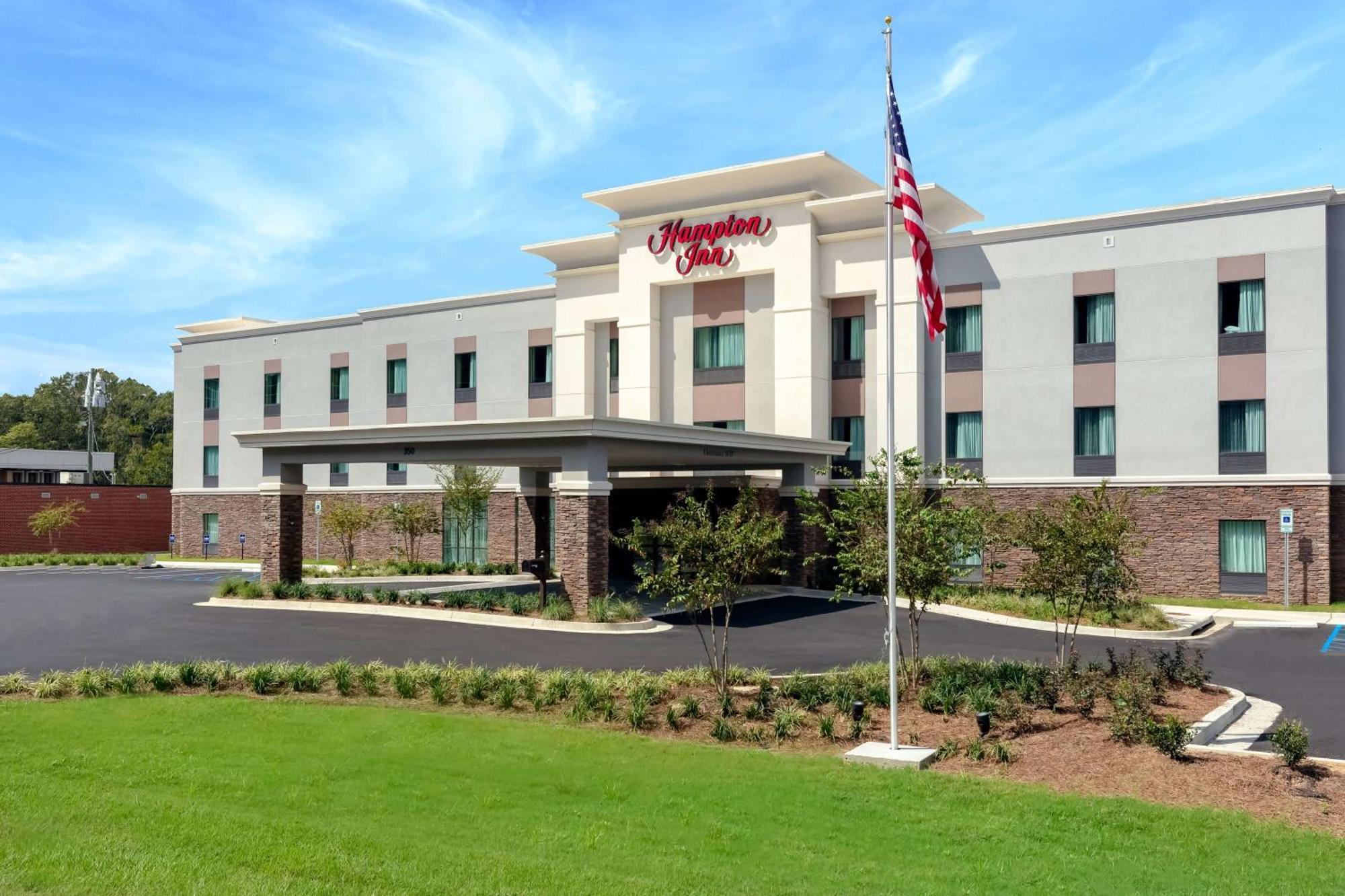 Hampton Inn ווטומפקה מראה חיצוני תמונה